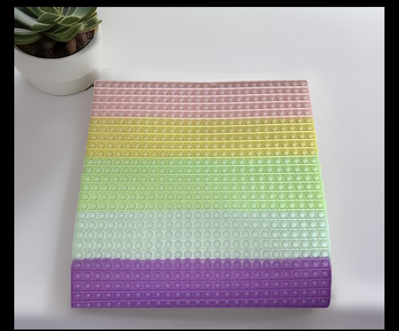 Jumbo 24inx24in Glow In The Dark Pop-It