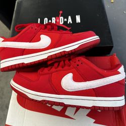 Nike Valentines Dunks 