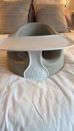 Bumbo Floor Seat with Tray