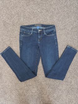 Size 3 Arizona Jean Co. Jeans!