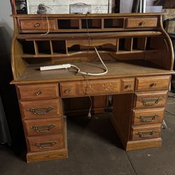 Free  Vintage Desk