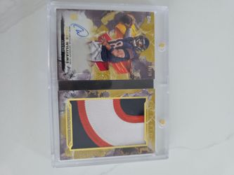 Chicago Bears Caleb Williams Gold Relic 9/10  RPA