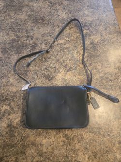Vintage Basic Bag Coach purse with gold hardware