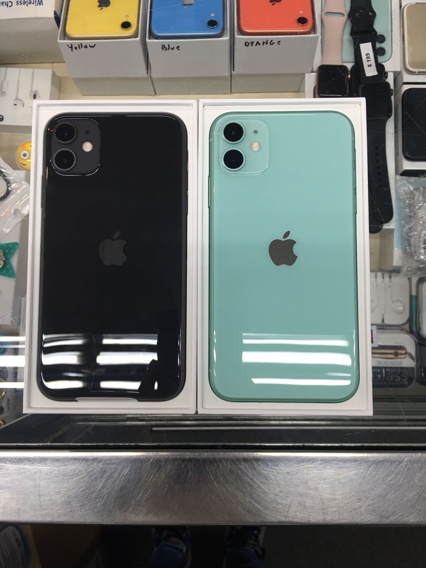 BRAND NEW IPHONE 11 STARTING $729