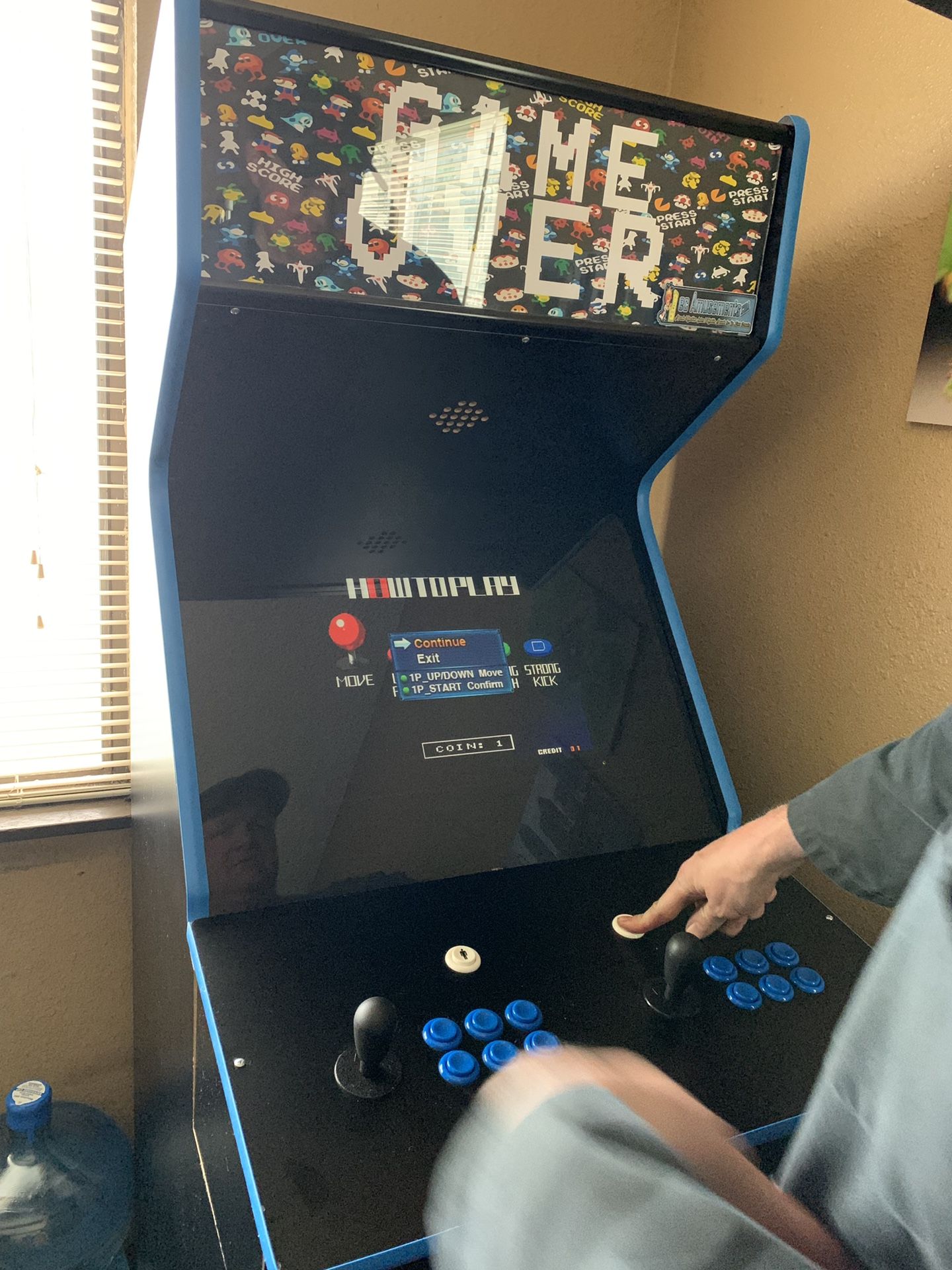 Stand Up Arcade Game with 621 Games