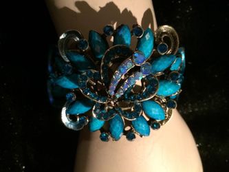 Teal bracelet