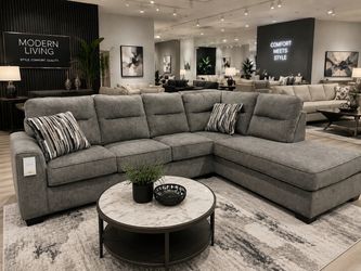 Upgrade your living room today with this stunning Ashley sectional — now ONLY $798! 😱