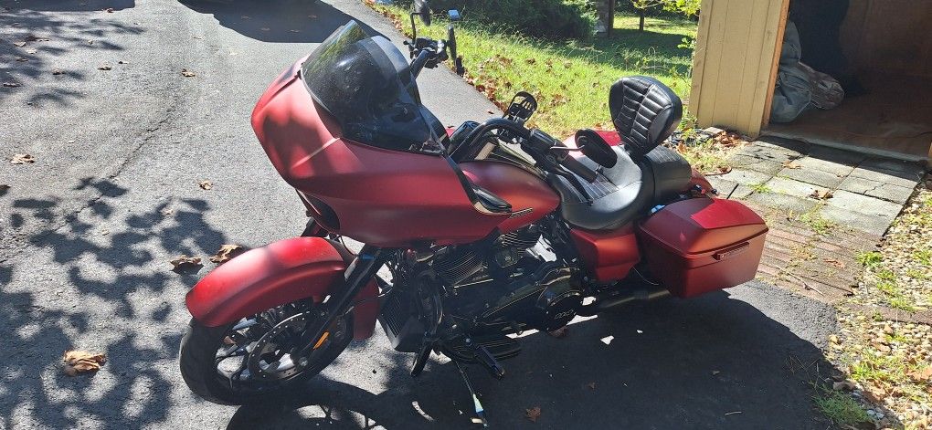 2019 Harley-davidson Road Glide special