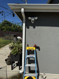 Level 1 And 2 Chargers E/V