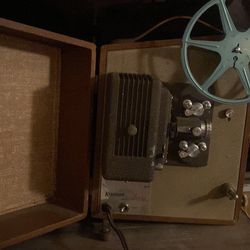 Vintage Keystone Sixty 8mm Movie Projector With Original Hardcase