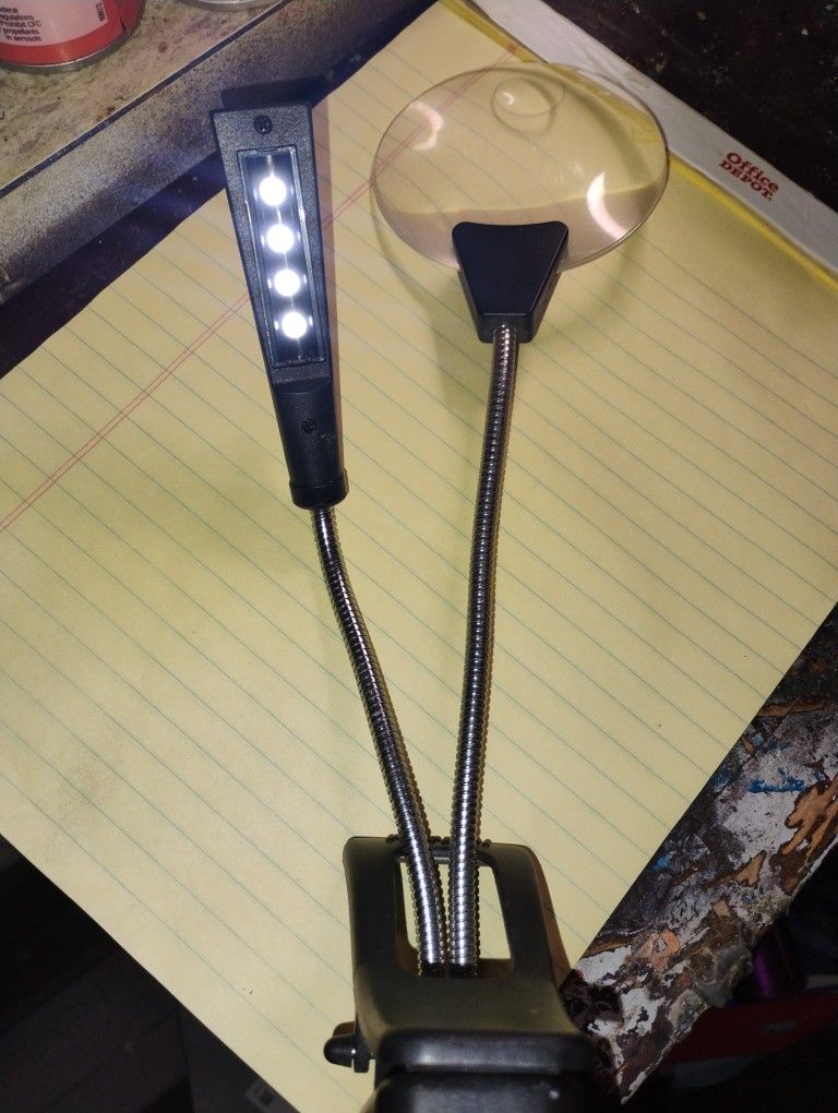 Clamp On Magnifying Glass With Light