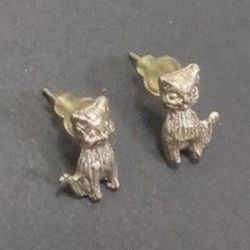VTG Women's Ladies Girl's Silver Toned Cat Kitten Kitty Earrings Jewelry mothers