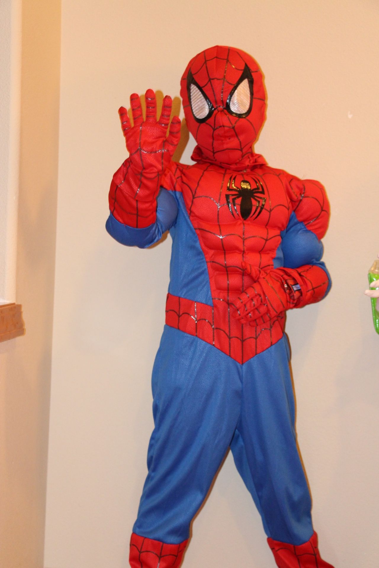 Spider Man Custome - Disney Store - 5/6 T