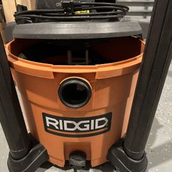 Ridgid 12 Gallon Vacuum 