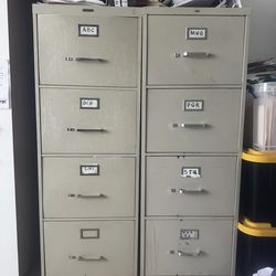 FREE 4-Drawer Metal File Cabinets – Heavy Duty