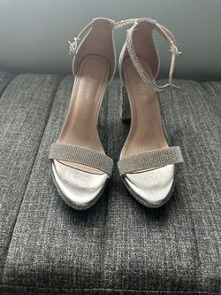 4 Pairs Of Shoes