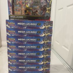 Mega Lucario ex Premium Figure Collection