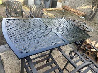 Metal Patio Table With 4 Matching Chairs