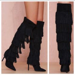 New!! Black boots size 8.5