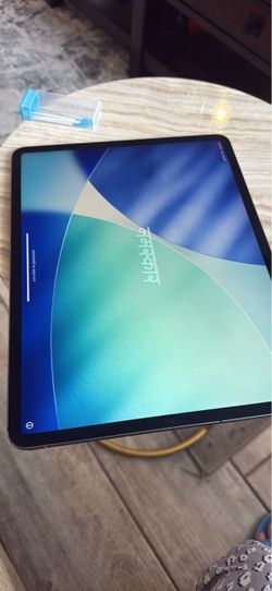 iPad Pro 12.9” 4th Generation 256GB Wi-Fi – Good Condition