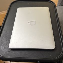Mac Book Pro A1502