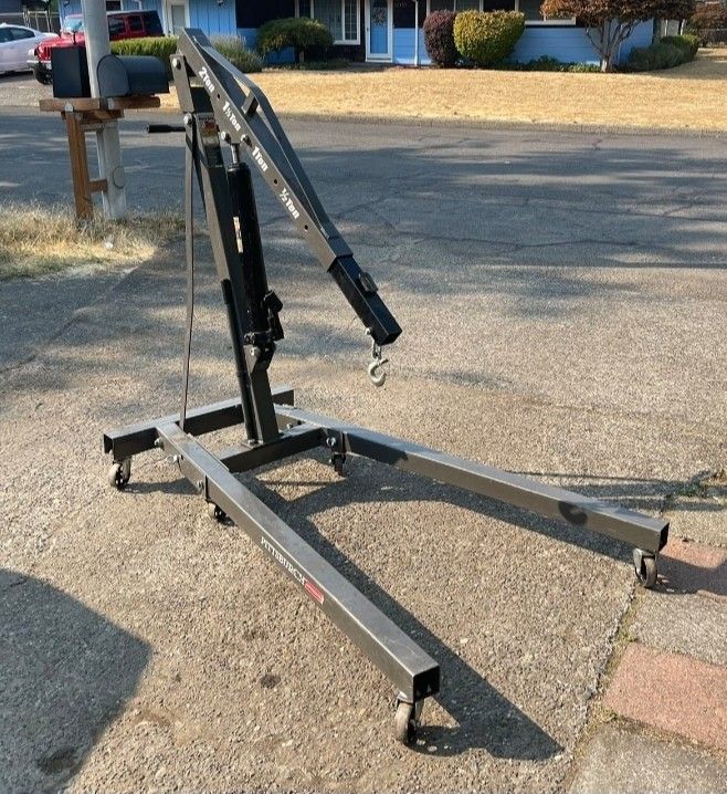 Pittsburgh Heavy Duty Engine Hoist 8 Ton