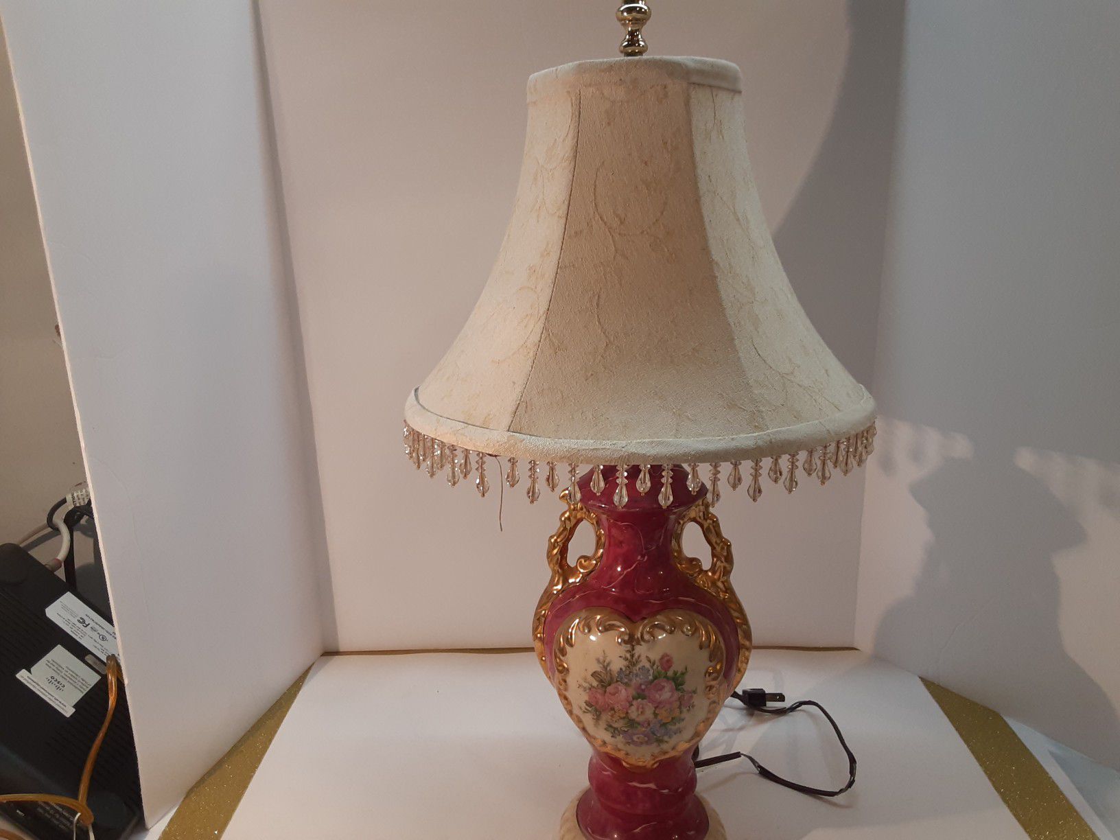 Beautiful VINTAGE LAMP