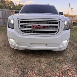 2015 GMC Yukon