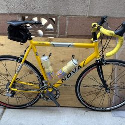 NOVA. COLUMBUS. VINGAGE  58 BIKE. 