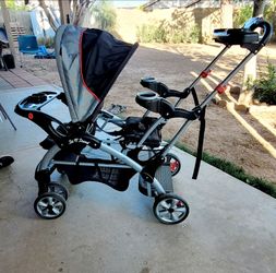 BABY TREND SIT&STAND stroller..
