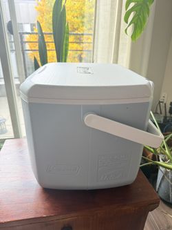 Coleman Chiller 16 Quart Cooler - Never Used