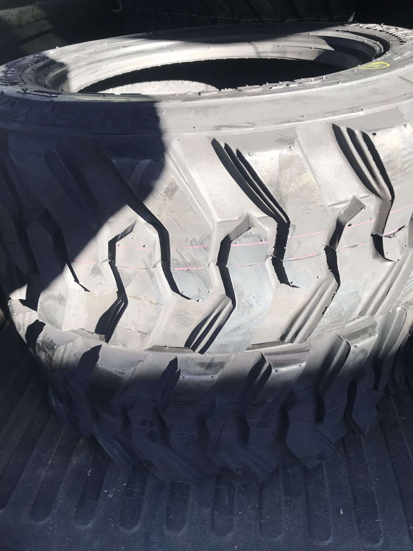 4x10-16.5 12 ply bobcat tire skid steer tire $430