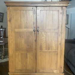 Solid oak wood cabinet
