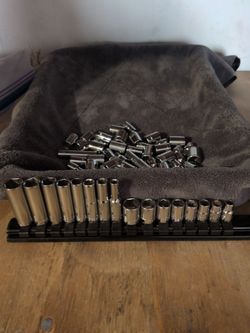 70 pcs Craftsman 1/4 Drive Sockets