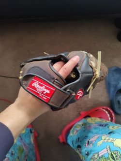 Rawlings Outfield Glove