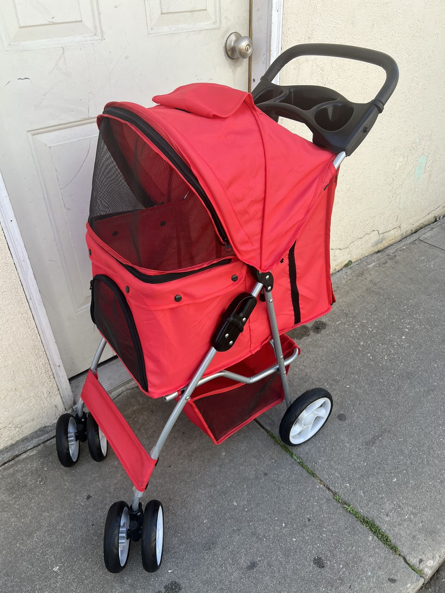 DOG STROLLER