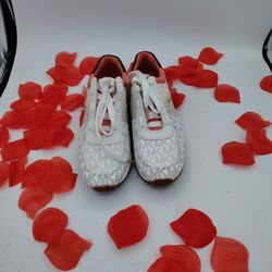 Michael Kors Coral Size 6