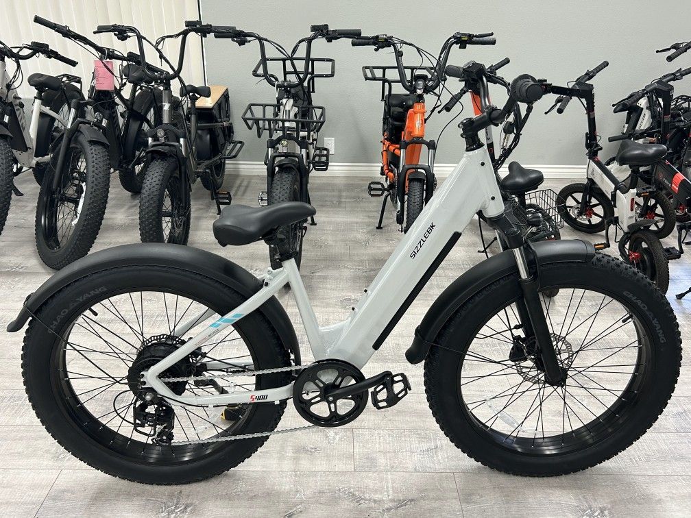 SIZZLEBK S400 26'' Step Over Fat Tire Ebike