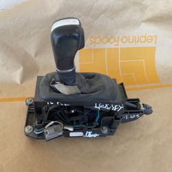 2016 Ford Flex Stick Shifter Part