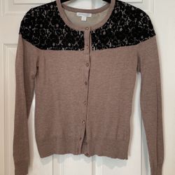 NY&C Sweater With Lace Detailing.