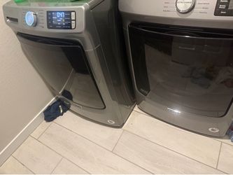 Maytag front load washer and dryer set