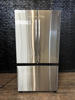 SAMSUNG MEGA CAPACITY REFRIGERATOR w/WARRANTY! R2802A