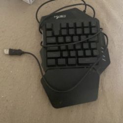 One-handed gaming keyboard