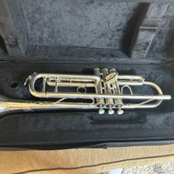 Jupiter CEB-660 Sterling Silver Plated Bb Trumpet (3 Mouthpieces!!)