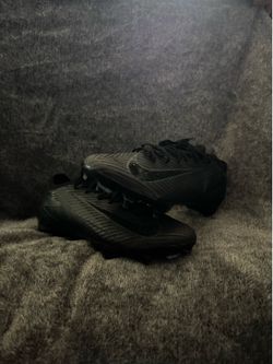 Soccer cleats