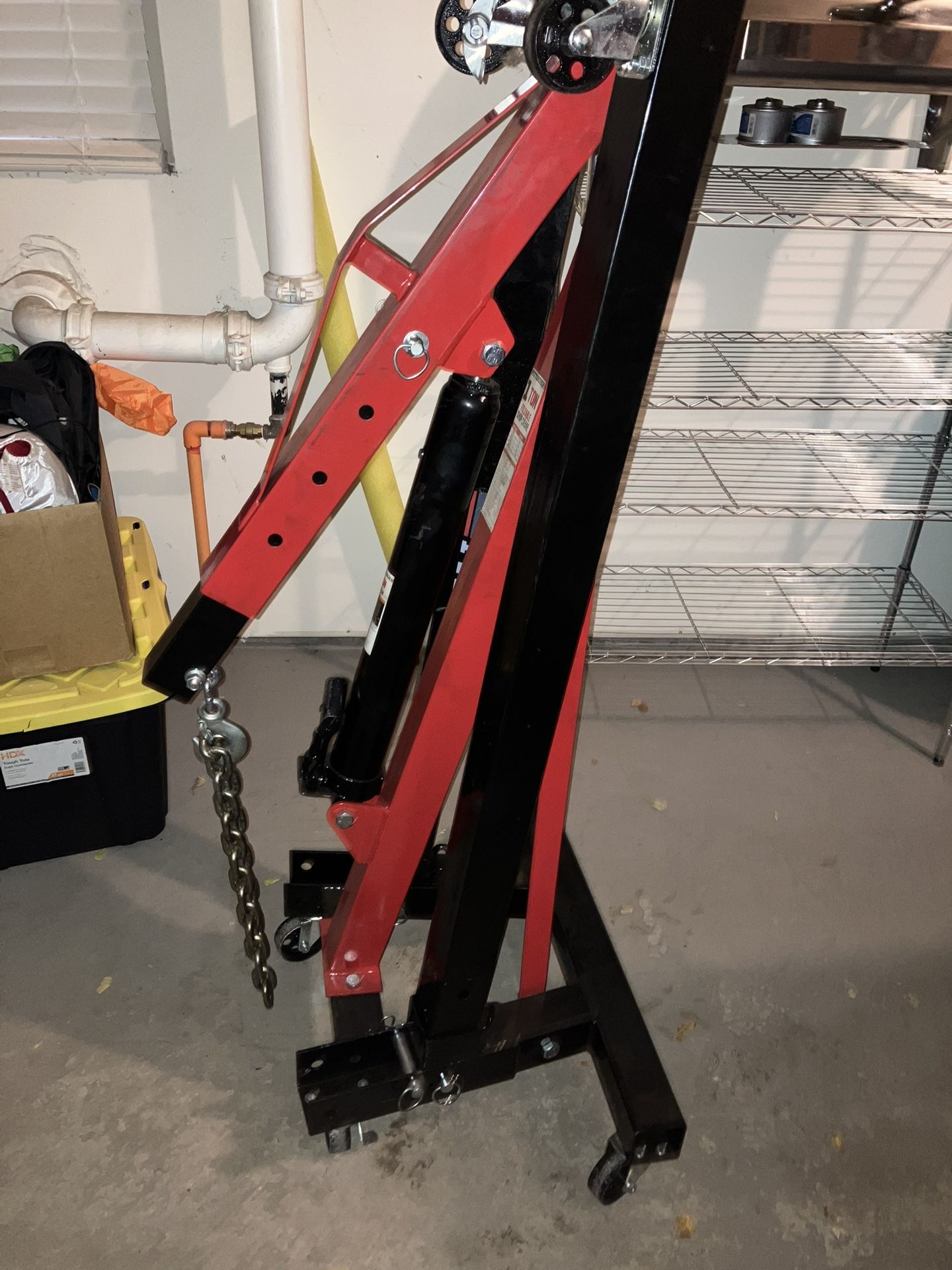 1 Ton Pittsburgh Foldable Shop Crane Hoist