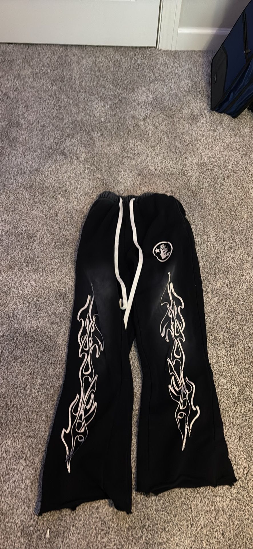 hellstar sweats small