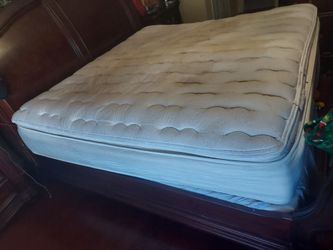 Free, gratis, king pillow top mattress and boxprings...free