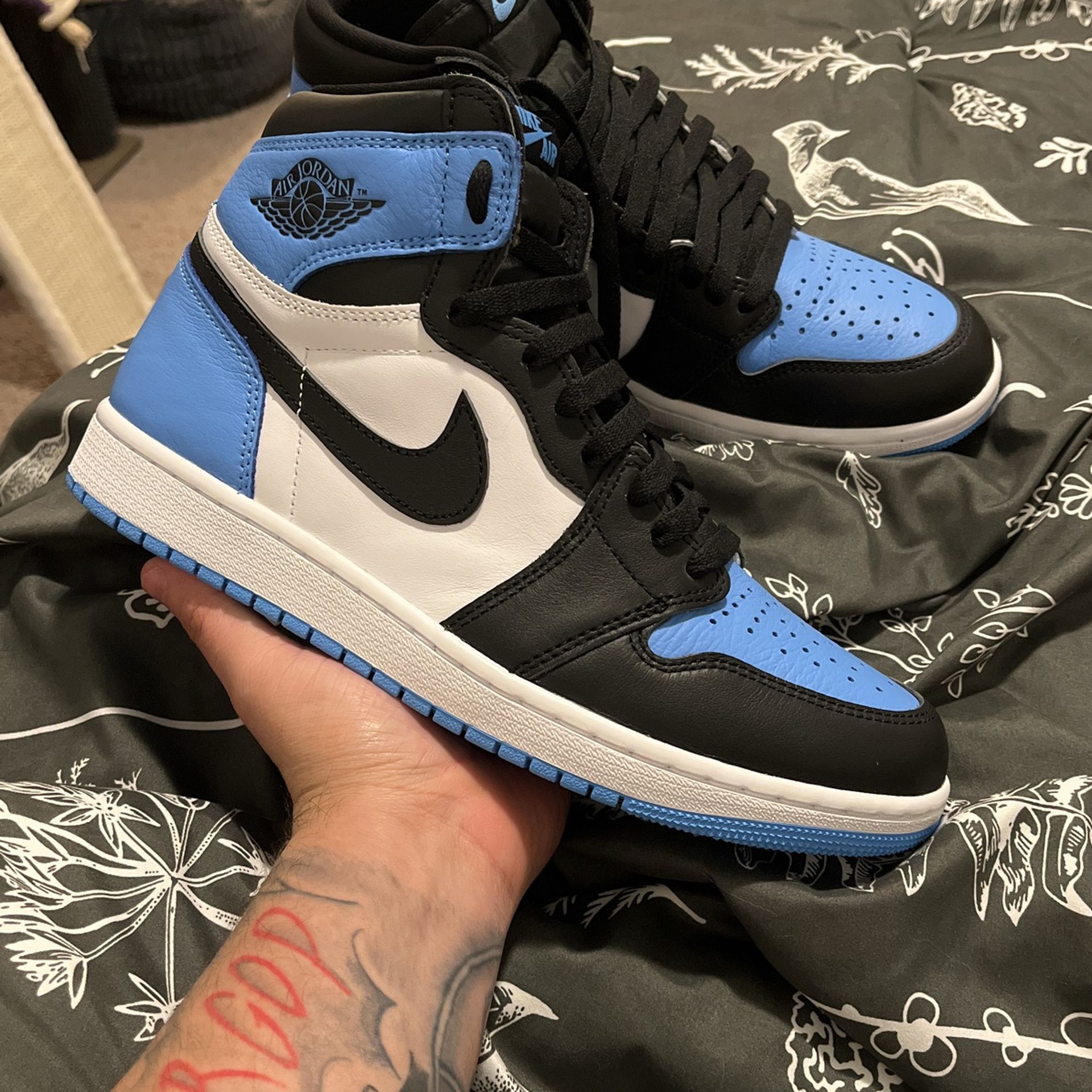 Jordan 1 UNC Toe