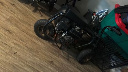 Needs clutch 200cc or 196cc mini